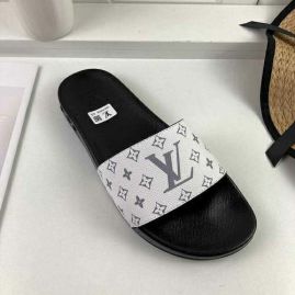 Picture of LV Slippers _SKU590984184352010